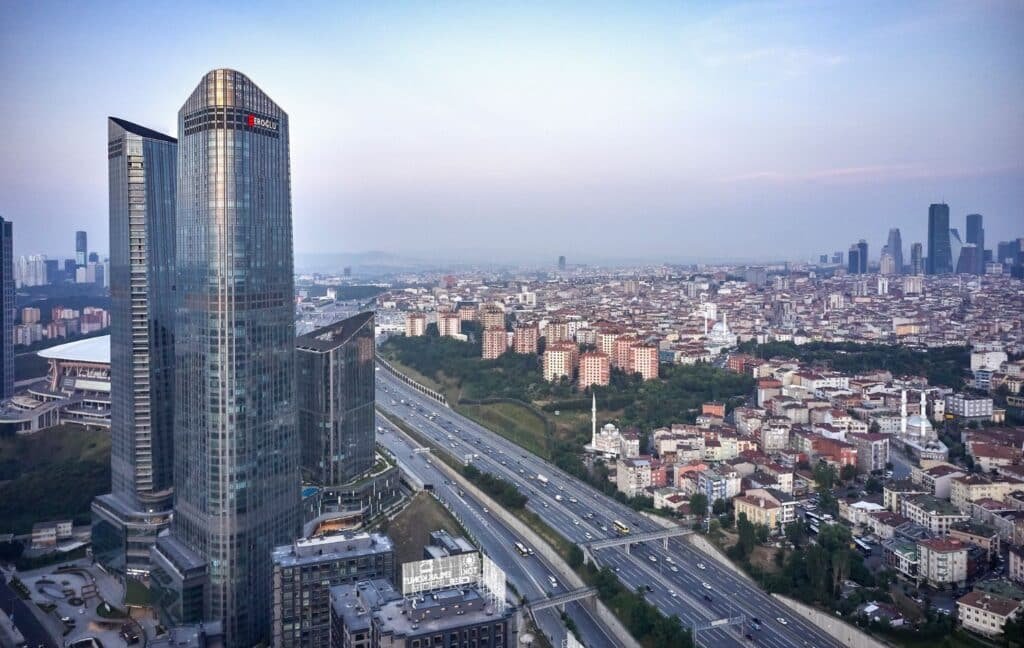 Sky Land: The Most Luxurious Skyscraper in Istanbul
